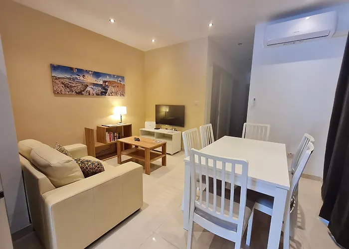 Tarxien - Lovely 3 Bedroom Unit